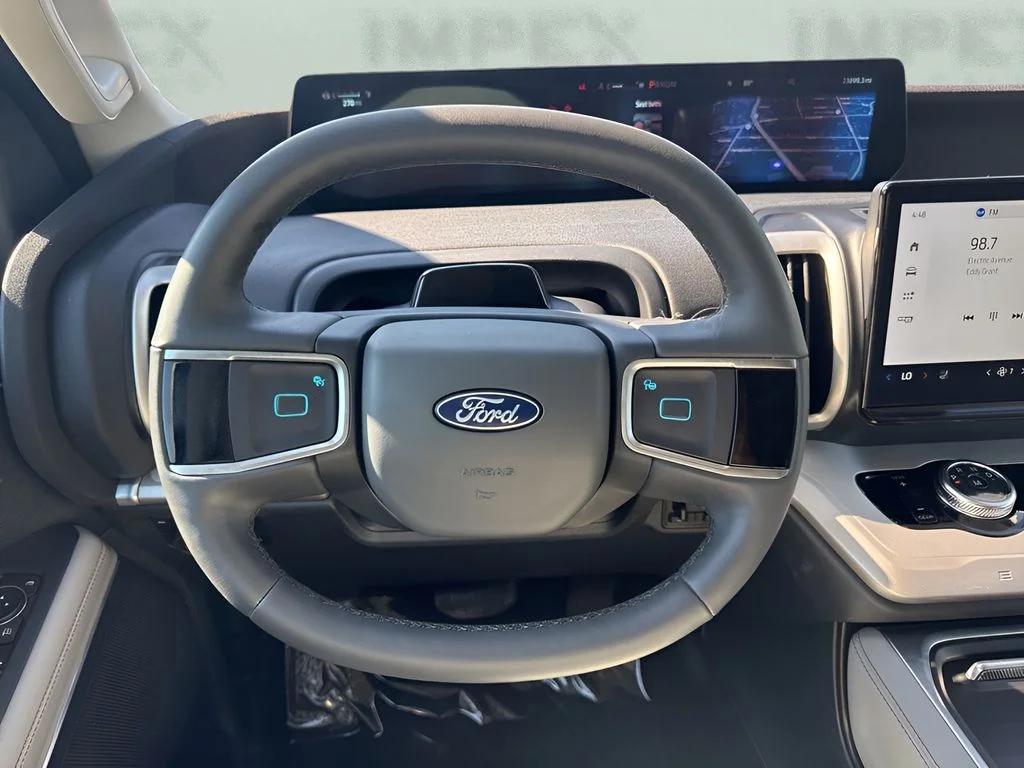 Used 2025 White Ford Active image 14
