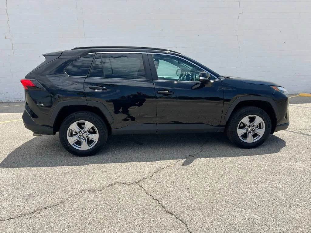 Used 2025 Black Toyota XLE image 7