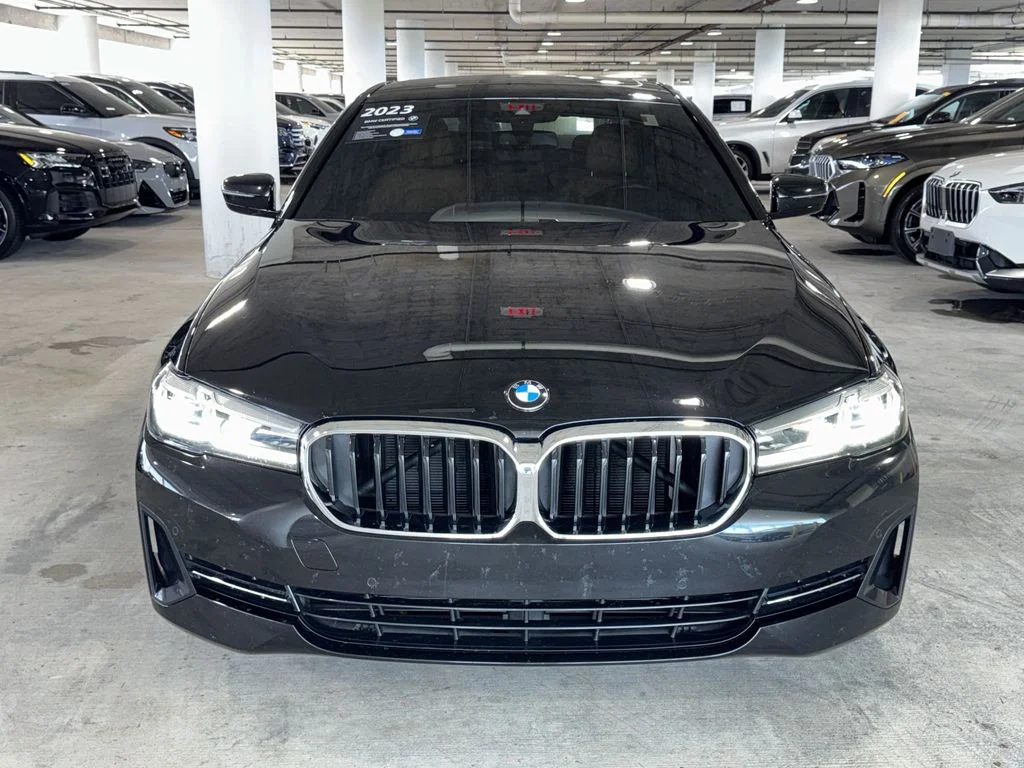 Used 2023 Black BMW 530i image 3