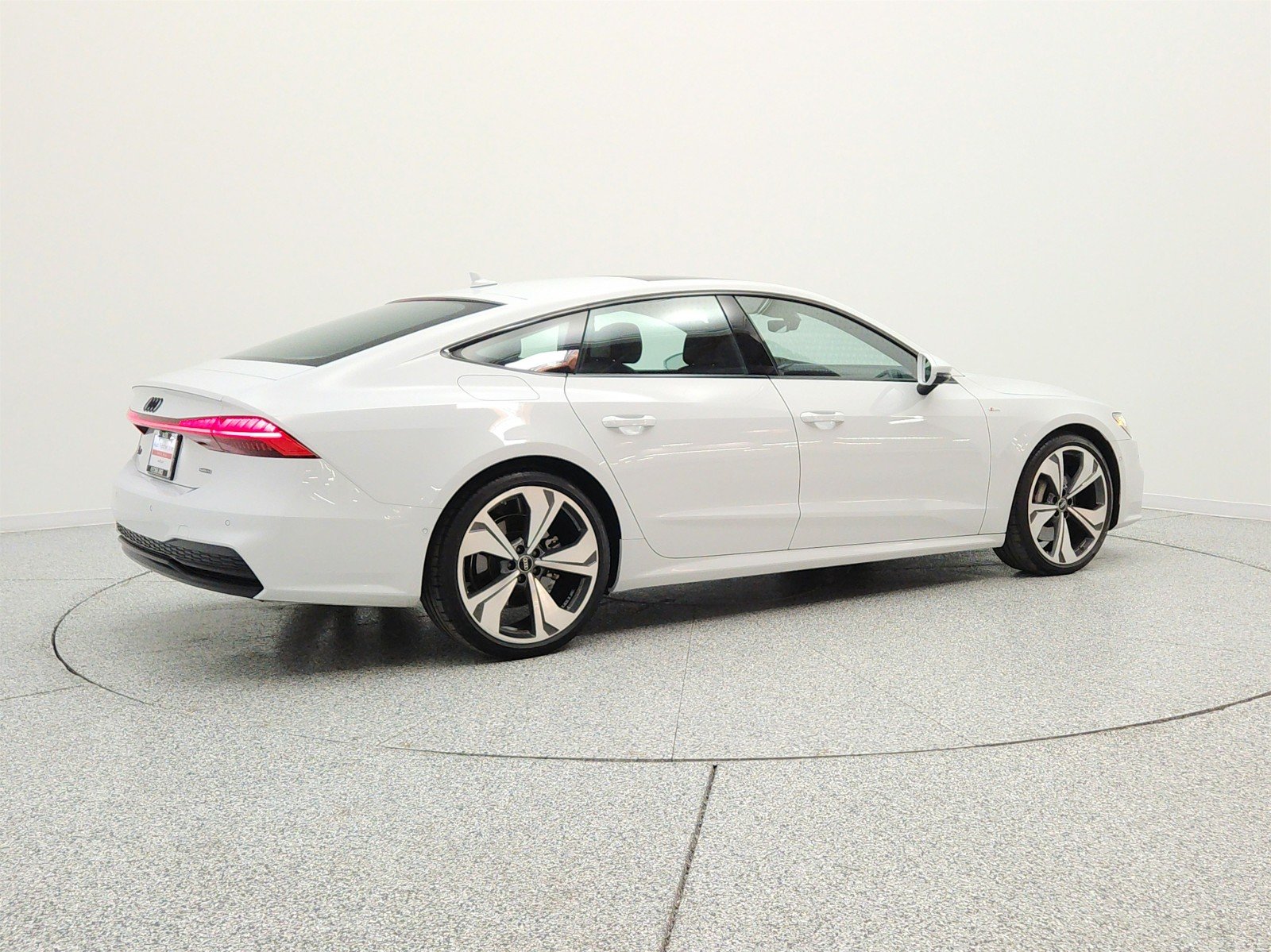 Used 2023 Glacier White Metallic Audi Prestige 55 TFSI quattro image 5