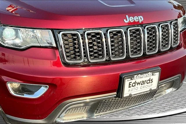 Used 2021 Red Jeep Limited image 33