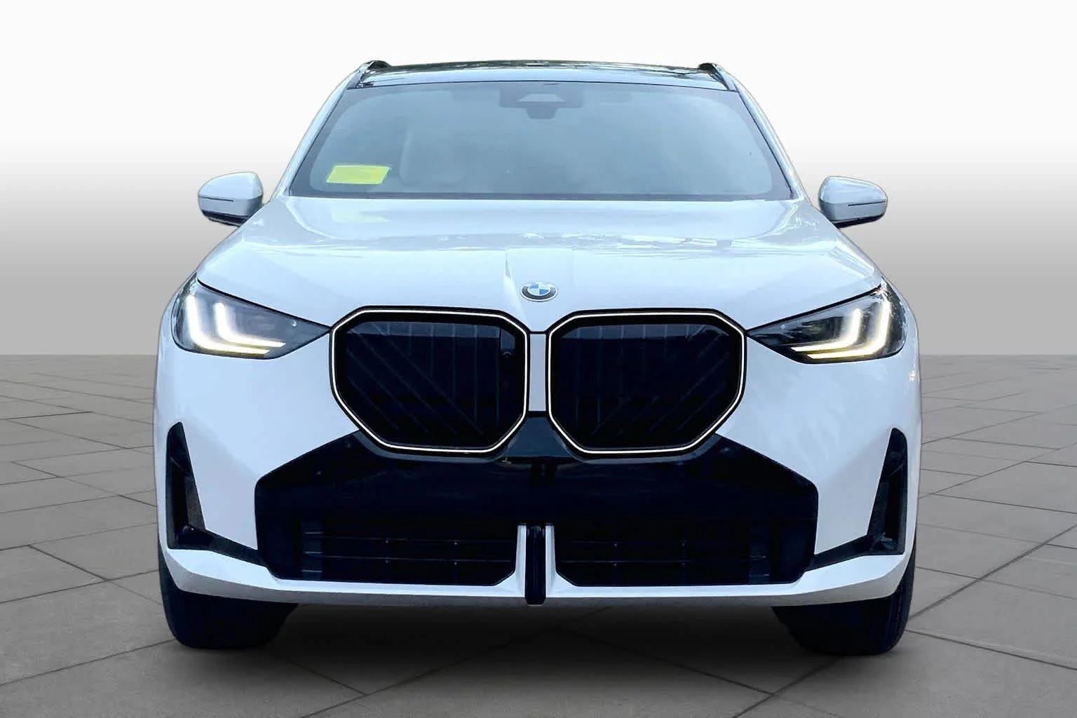 New 2026 Alpine White BMW 30 xDrive image 3