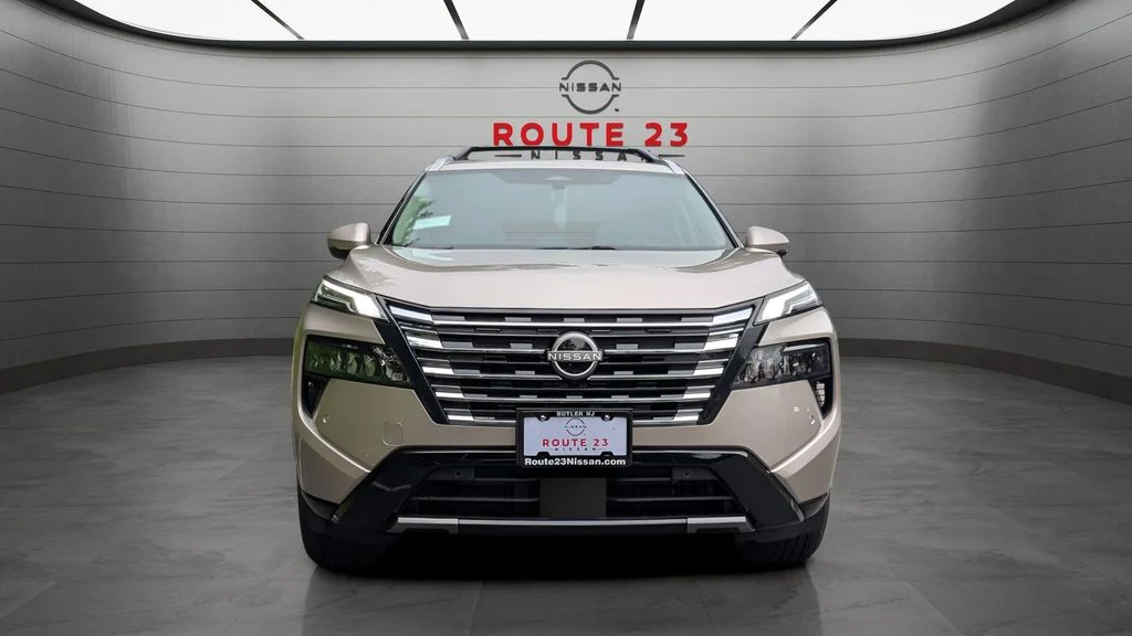 New 2026 Gold Nissan Platinum image 3