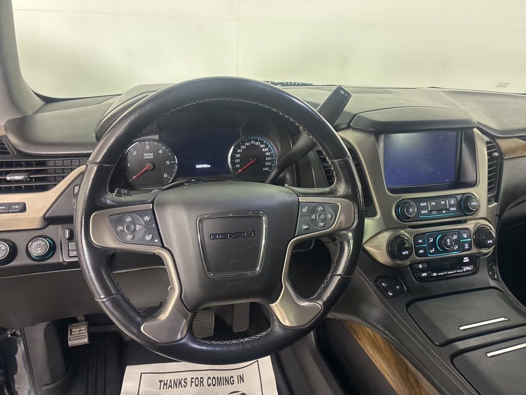 2019 GMC Yukon Denali - Photo 13