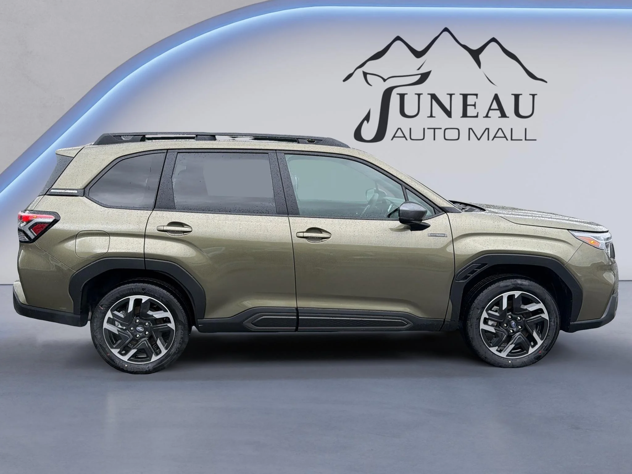 New 2026 AUTUMN GREEN METALLIC Subaru Limited Hybrid image 2