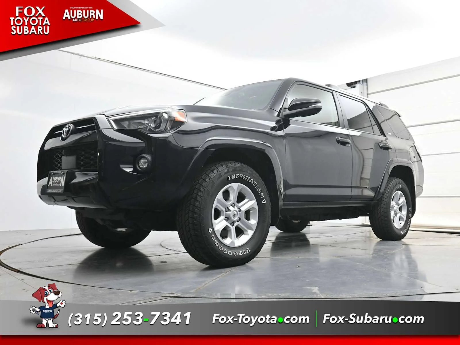 Used 2022 Midnight Black Metallic Toyota SR5 Premium image 26