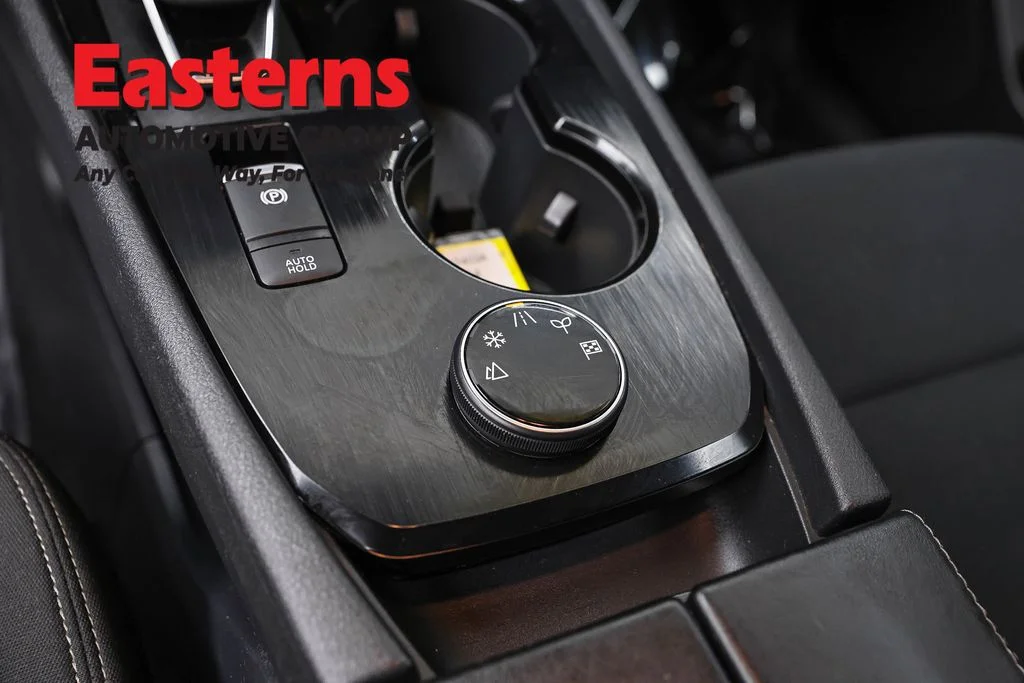 Used 2024 Gray Nissan S image 21