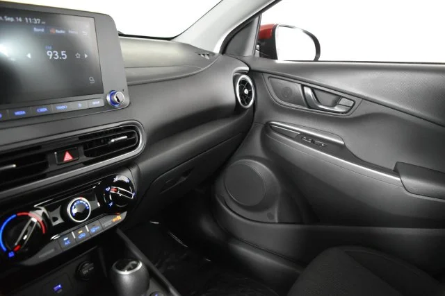 Used 2022 Red Hyundai SEL image 26