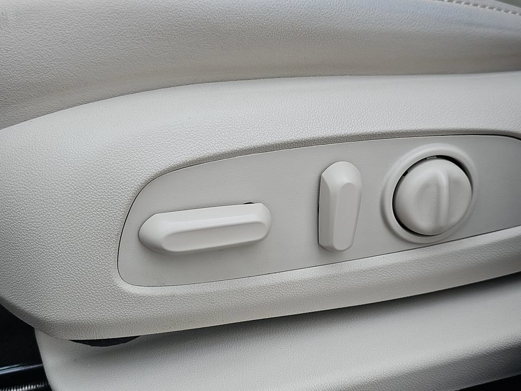 Certified Used 2024 Moonstone Gray Metallic Buick Essence image 35