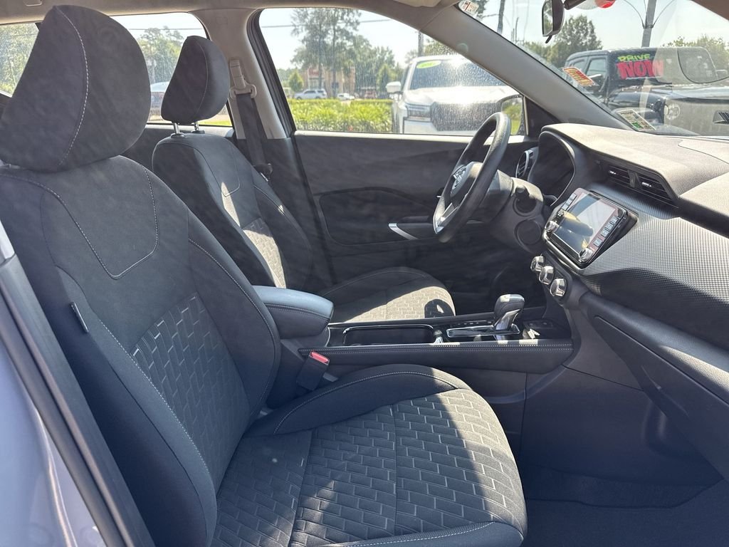 Used 2023 Gray Nissan SV image 25