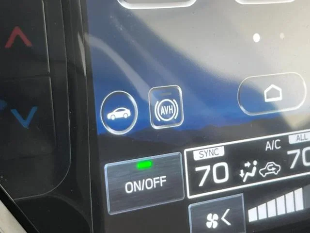 New 2026 SAPPHIRE BLUE PEARL Subaru Limited Hybrid image 31