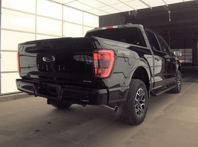 Used 2023 Black Ford XLT image 3