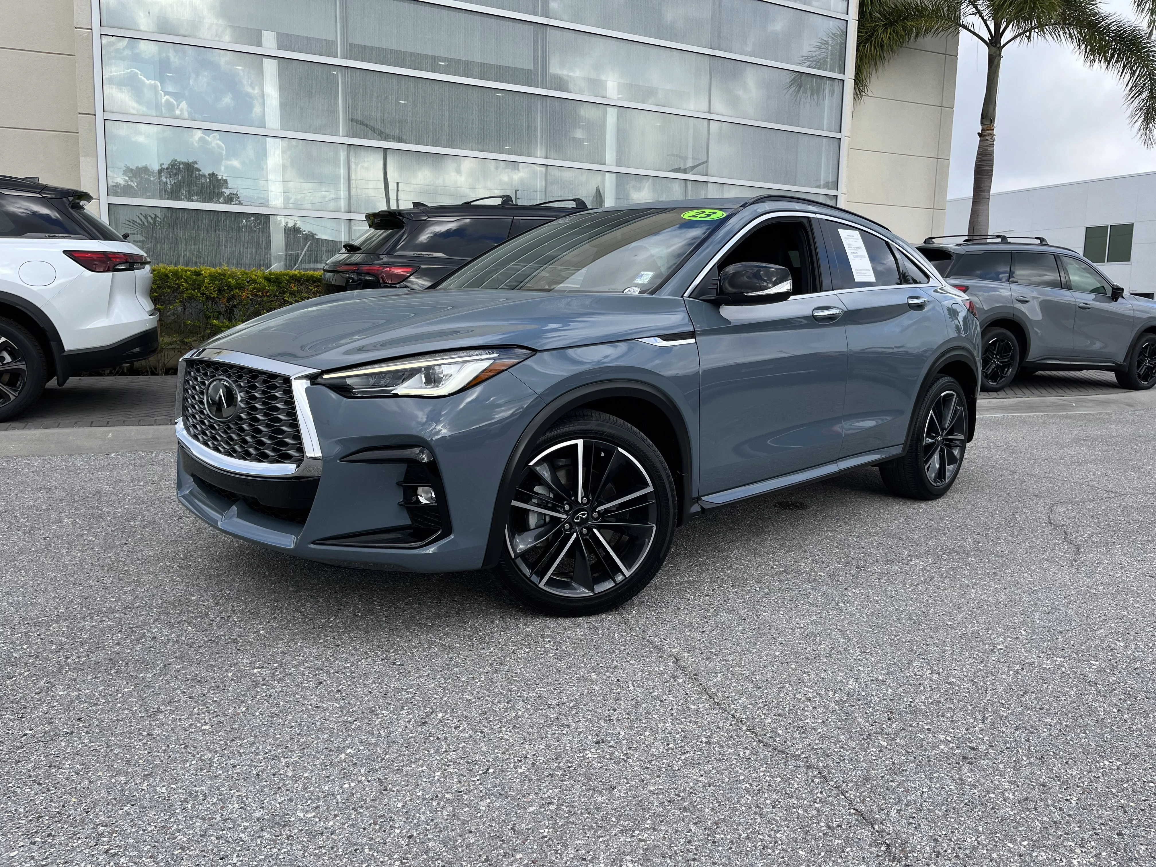 Certified Used 2023 Slate Gray INFINITI LUXE image 1