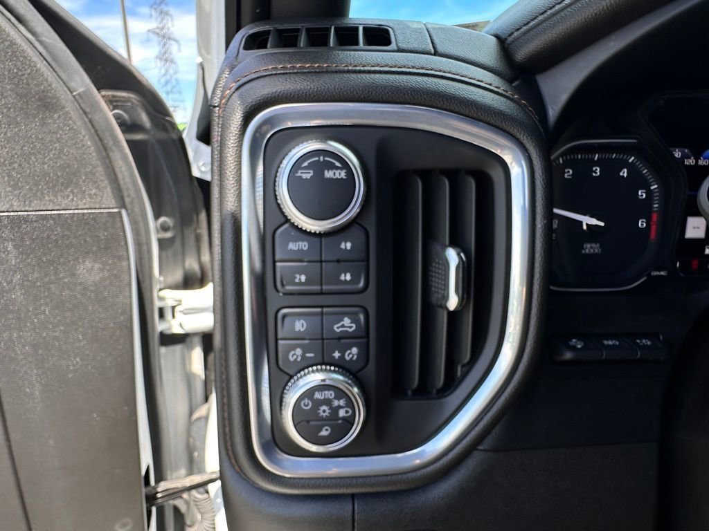Used 2021 SUMMIT WHITE GMC AT4 image 40