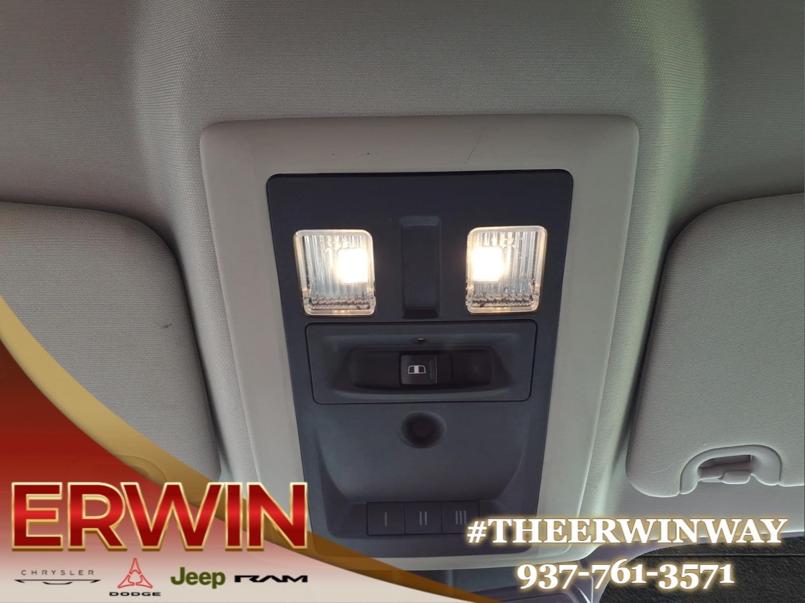 Used 2016 Blue Streak Pearl Coat RAM Laramie image 22