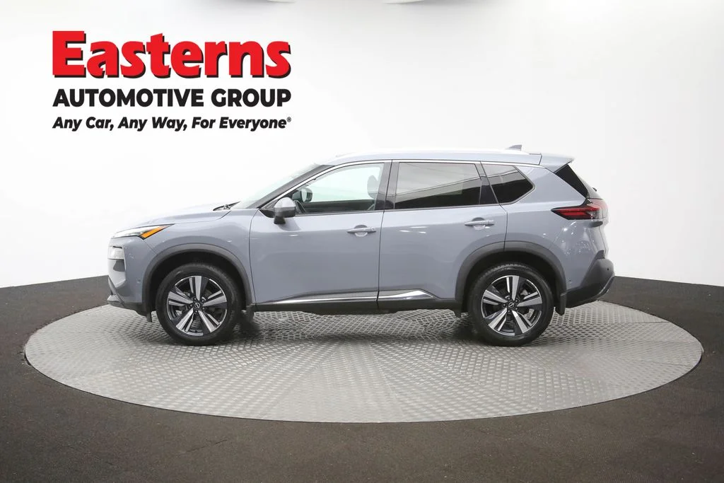 Used 2023 Gray Nissan SL image 59