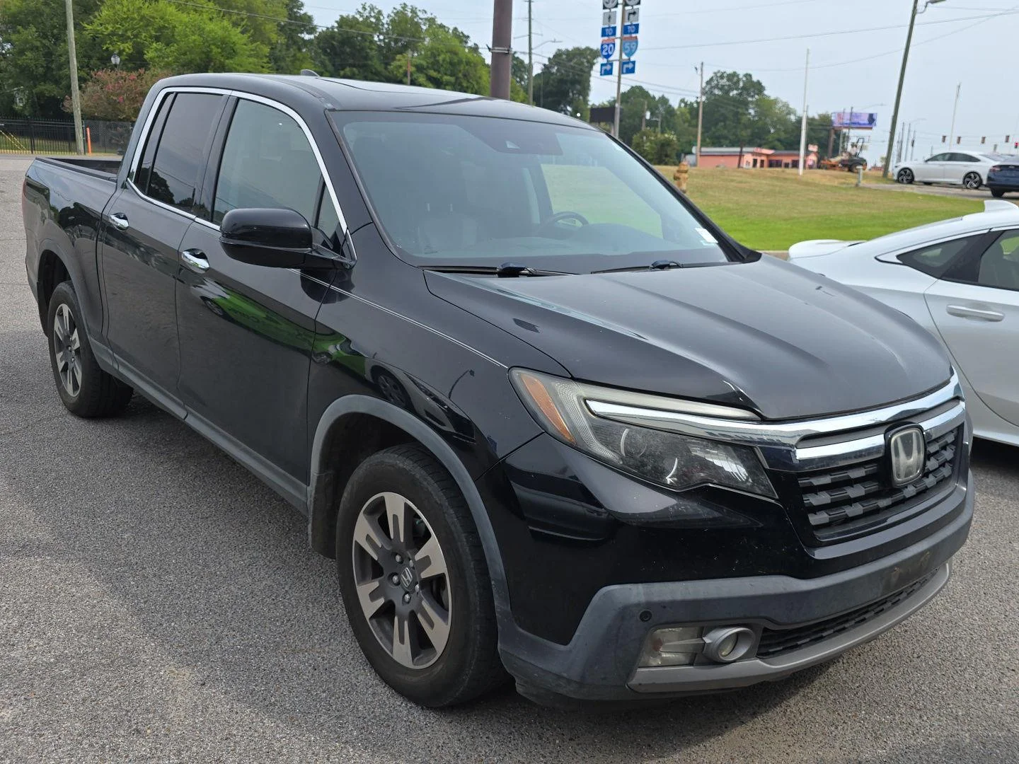 Used 2019 Crystal Black Pearl Honda RTL-E image 2