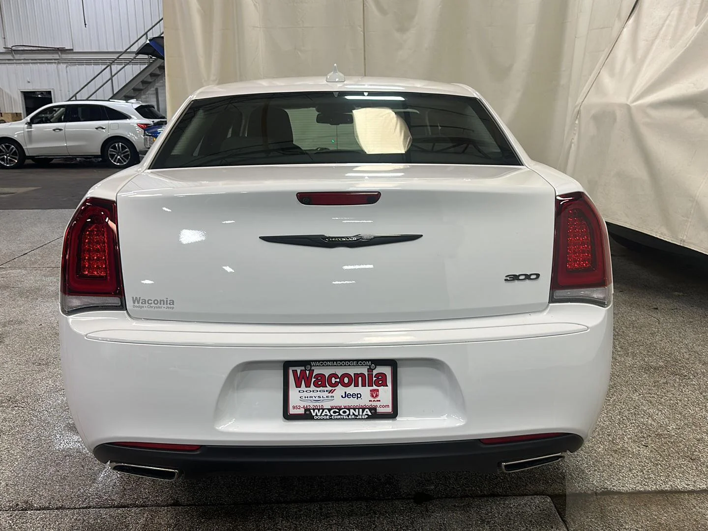 Used 2021 Bright White Clearcoat Chrysler Touring image 4