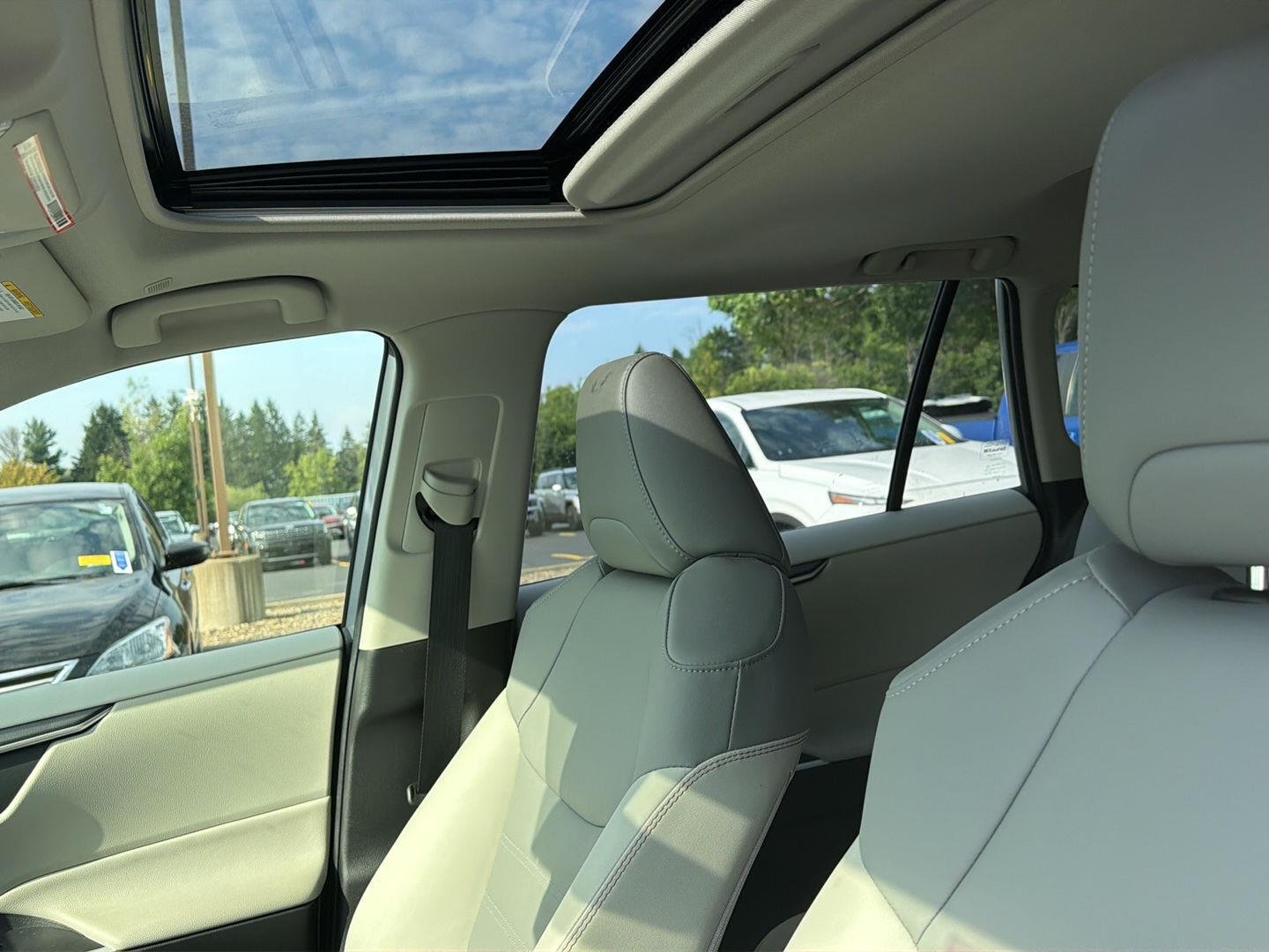 Used 2024 Silver Sky Metallic Toyota XLE Premium image 8