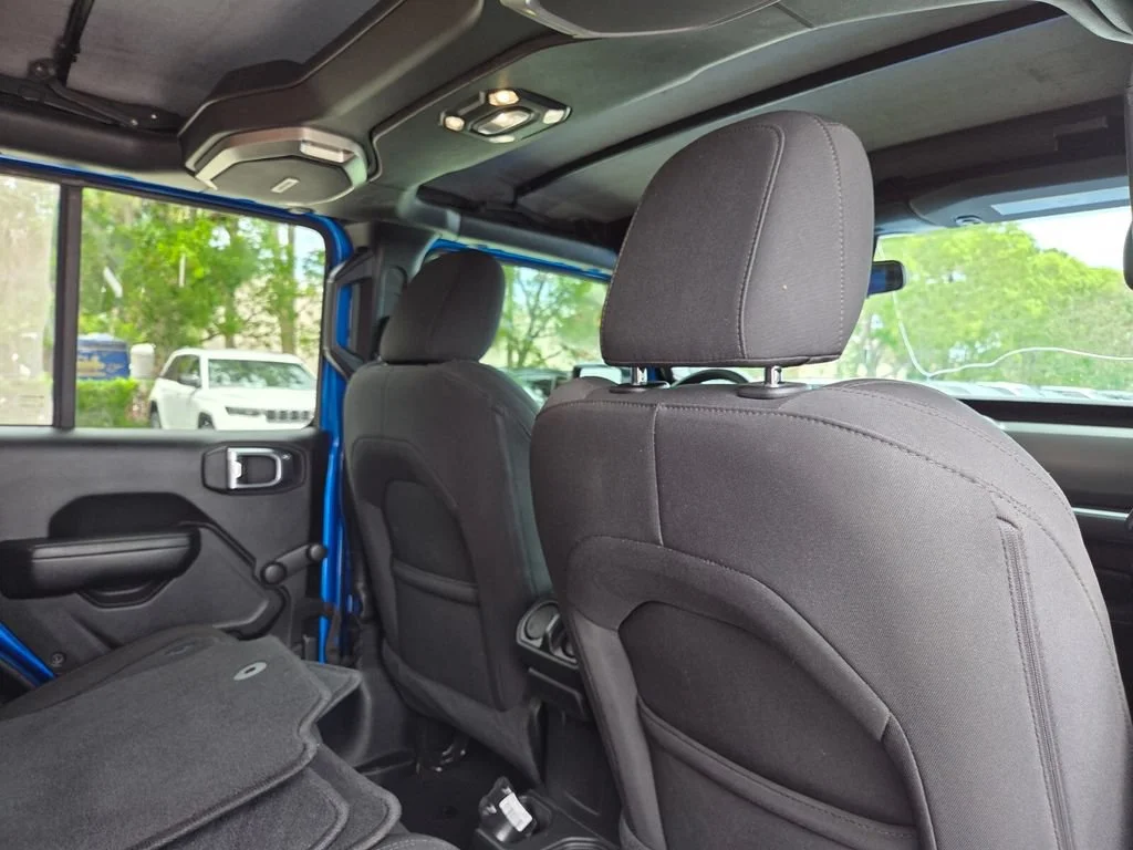 Used 2022 Hydro Blue Pearlcoat Jeep Sport image 17