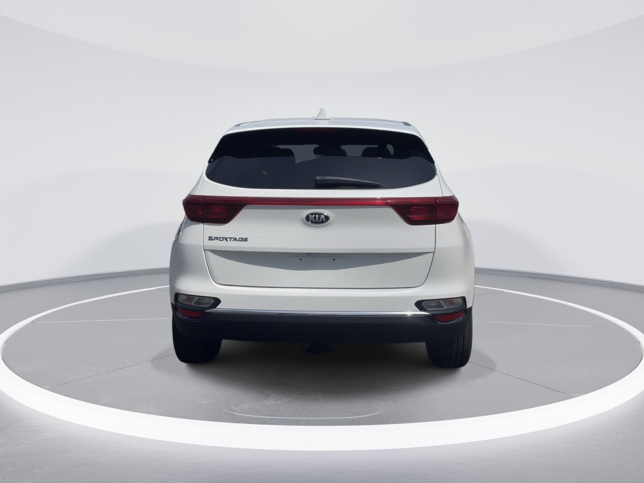 Used 2021 Snow White Pearl Kia LX image 6