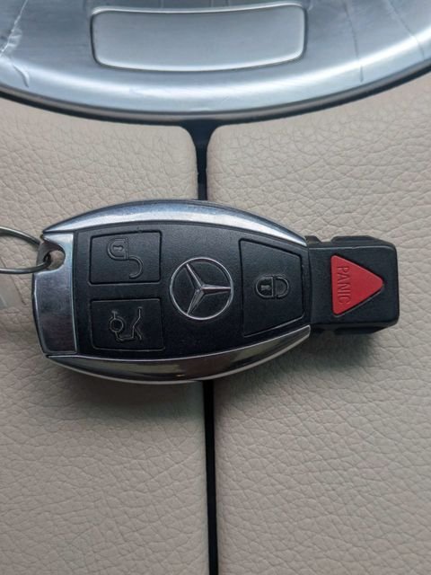 Used 2018 Black Mercedes-Benz C 300 image 33