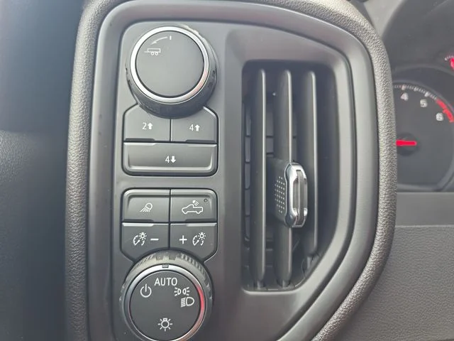 Used 2026 Black Chevrolet Custom image 27