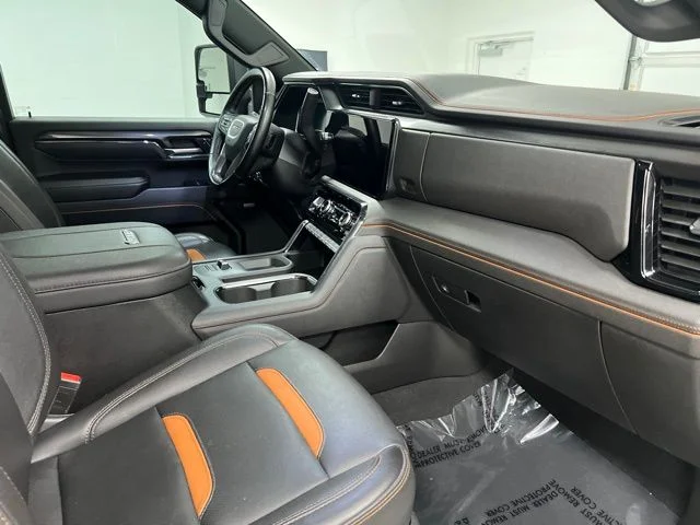Used 2024 White GMC AT4 image 55
