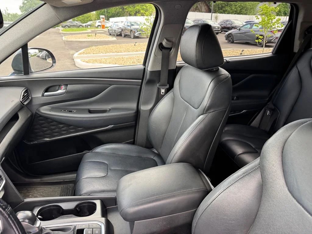 Used 2019 Black Hyundai Limited image 7