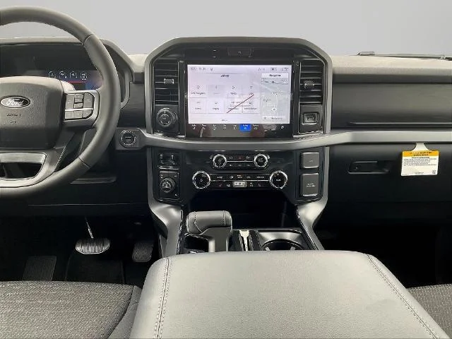 New 2026 Oxford White Ford XLT image 46