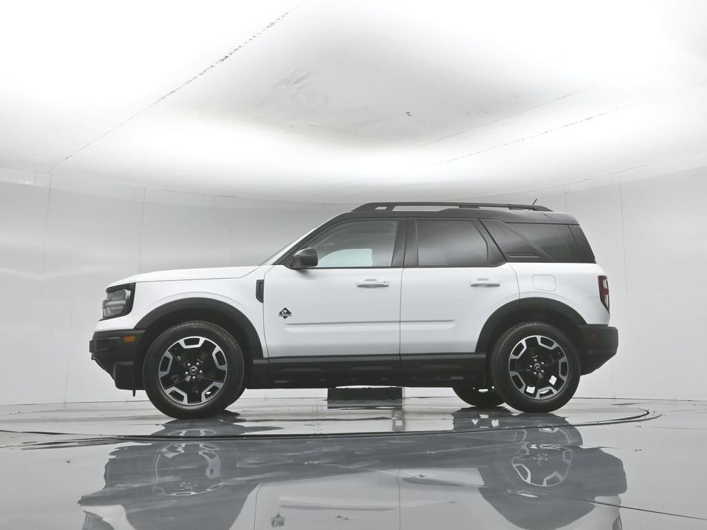 Used 2023 White Ford Outer Banks image 8