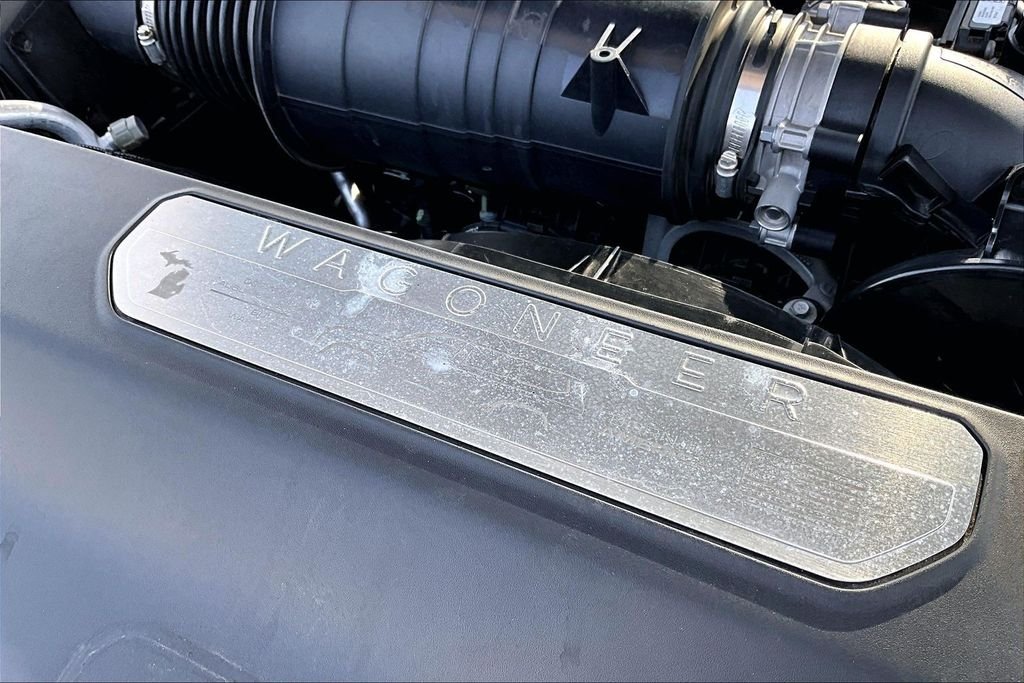 Used 2023 White Jeep Series II image 35
