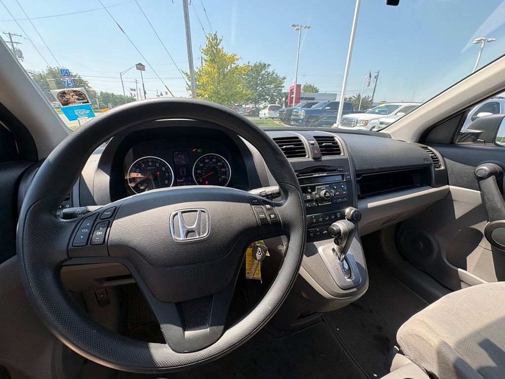 Used 2011 Taffeta White Honda SE image 9