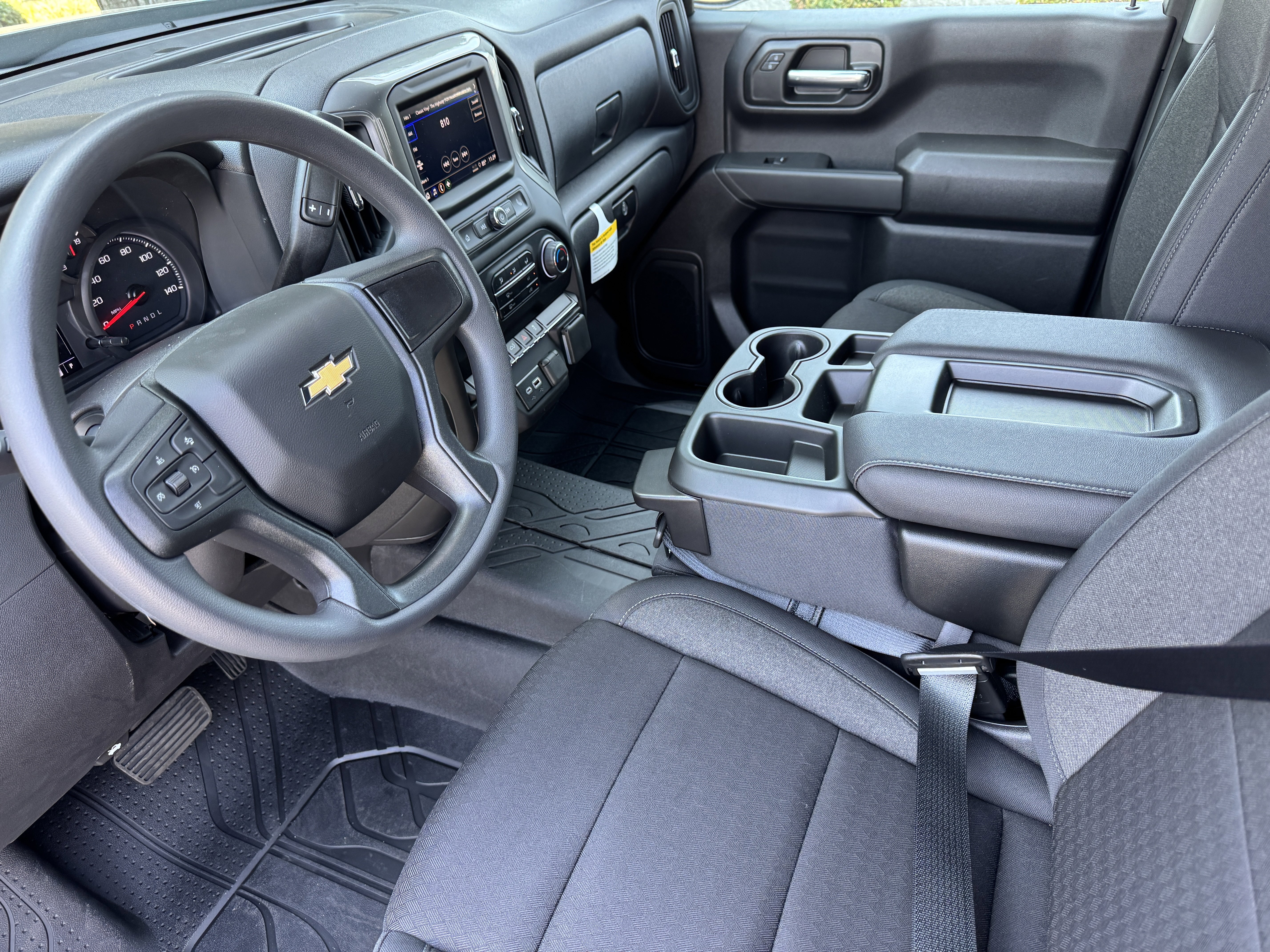 2025 Chevrolet Silverado 1500 Custom - Photo 9
