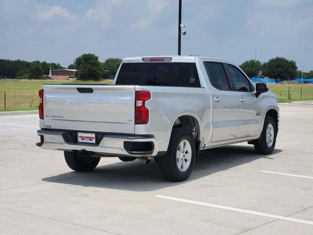Used 2021 Silver Chevrolet LT image 6