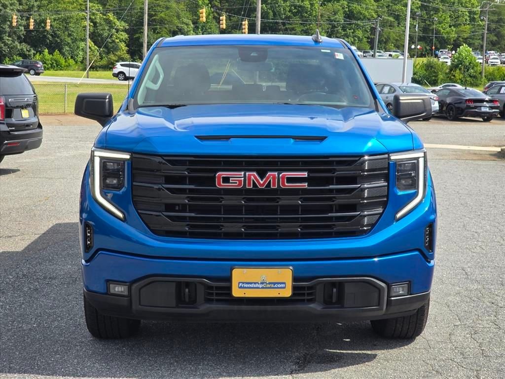 Used 2023 Blue GMC Elevation image 22
