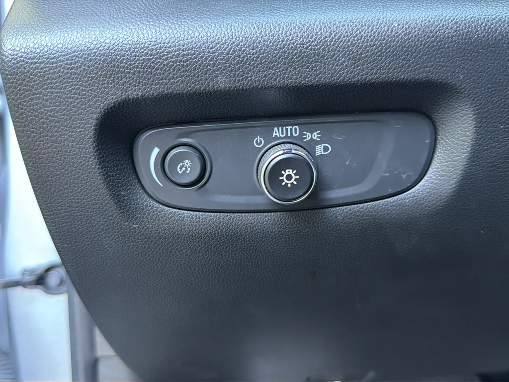 Used 2023 Gray Chevrolet LT image 35