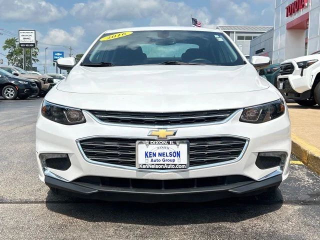 Used 2016 Chevrolet Malibu 1LT with VIN 1G1ZE5ST6GF325328 for sale in Dixon, IL