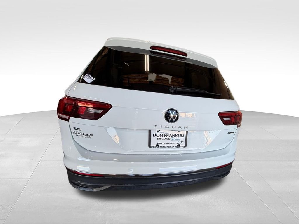 Used 2022 White Volkswagen 2.0T SE image 4