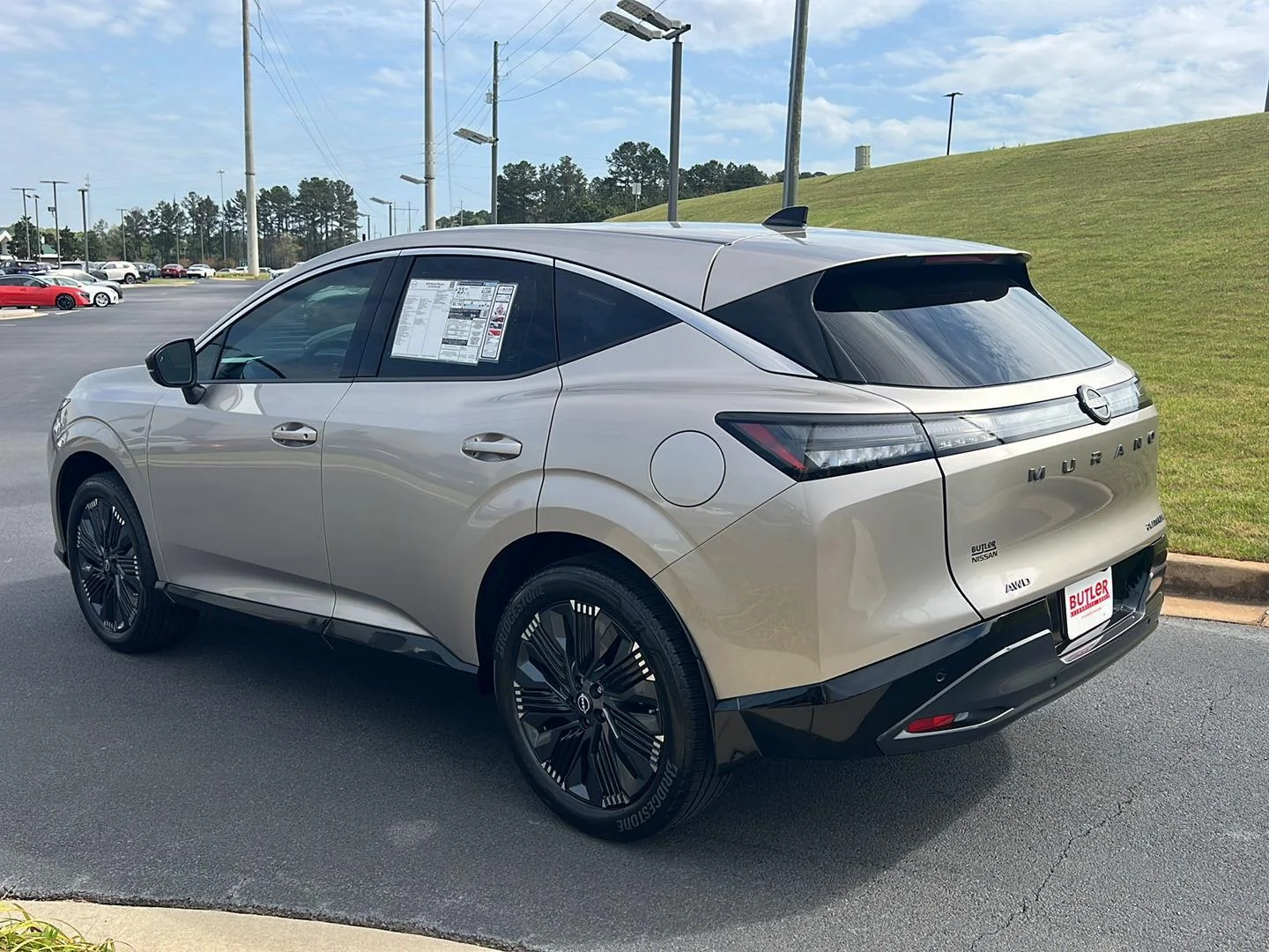 New 2026 Champagne Silver Metallic Nissan Platinum image 4