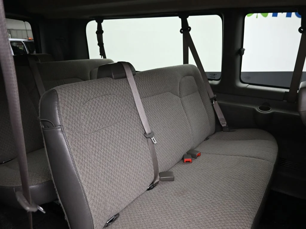 Used 2025 White Chevrolet LT image 11