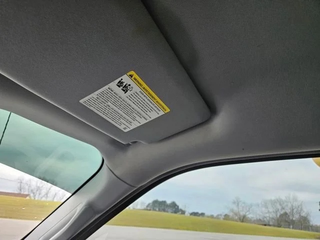 Used 2022 White Ford XL image 20