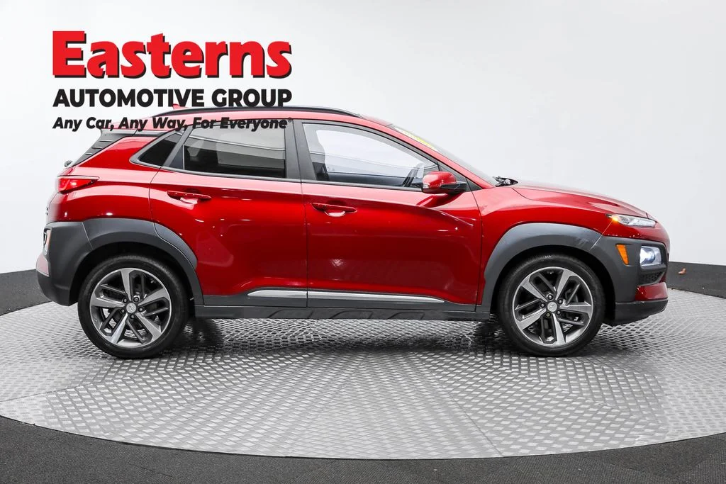 Used 2020 Red Hyundai Ultimate image 4