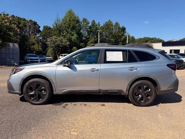 Used 2020 Ice Silver Metallic Subaru Onyx Edition XT image 2