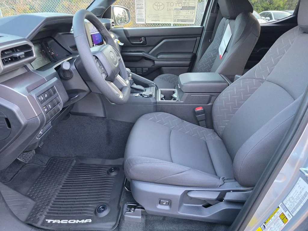 2026 Toyota Tacoma SR5 - Photo 24