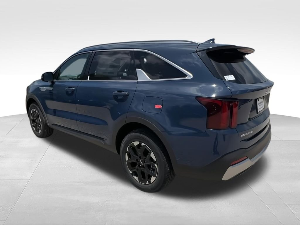New 2026 Black Kia S image 6
