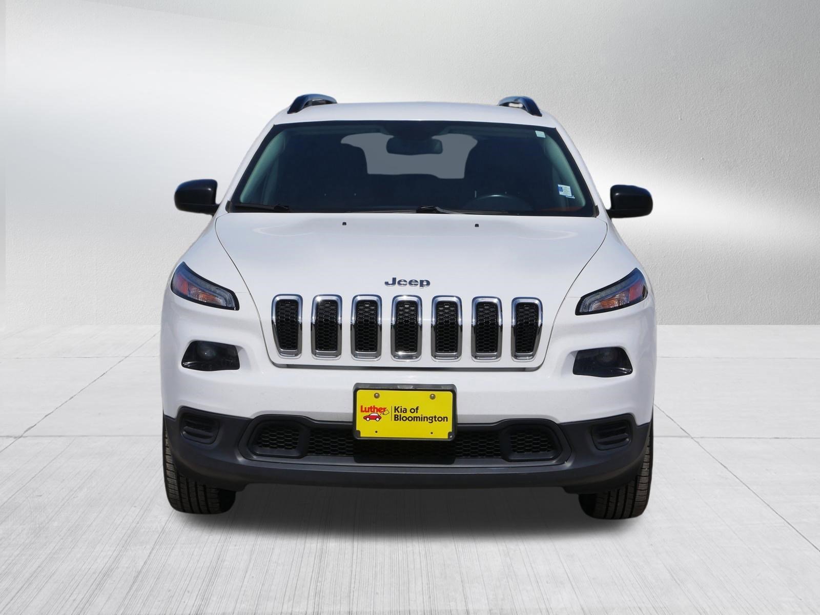 Used 2017 Jeep Cherokee Sport with VIN 1C4PJMAB0HW638650 for sale in Bloomington, Minnesota
