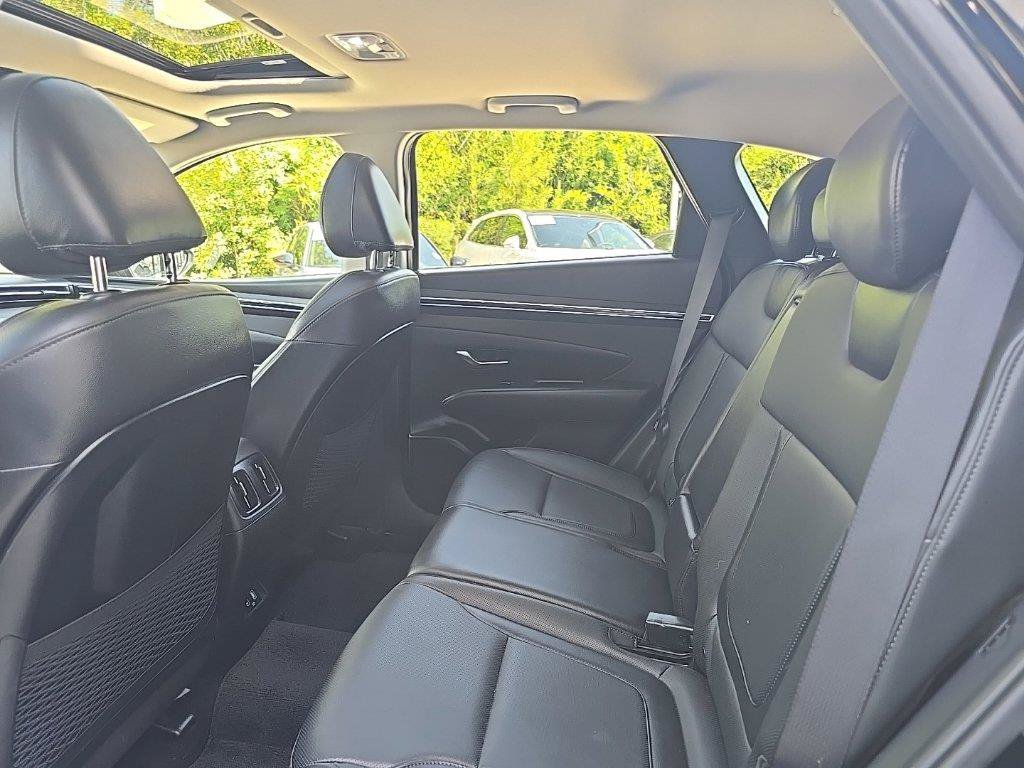 Used 2023 Black Hyundai SEL image 25
