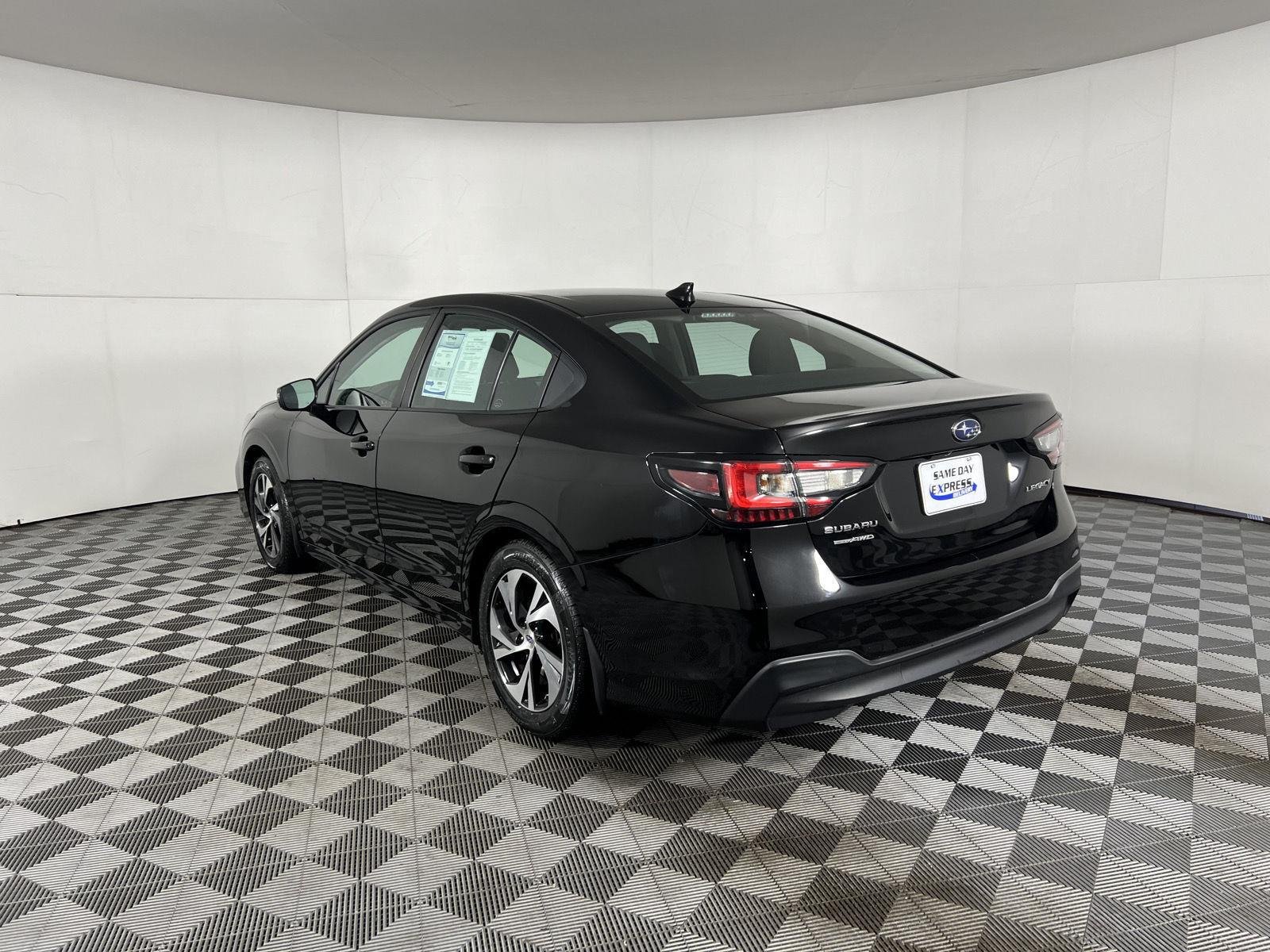 Used 2024 Crystal Black Silica Subaru Premium image 6