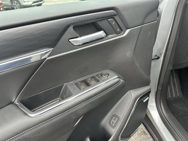 New 2027 Sterling Metallic GMC Elevation image 17